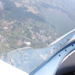 Der Flugplatz Pang Pra,VTBT, Heimat des Thailaendischen Fliegerclubs, direkt unter mir.